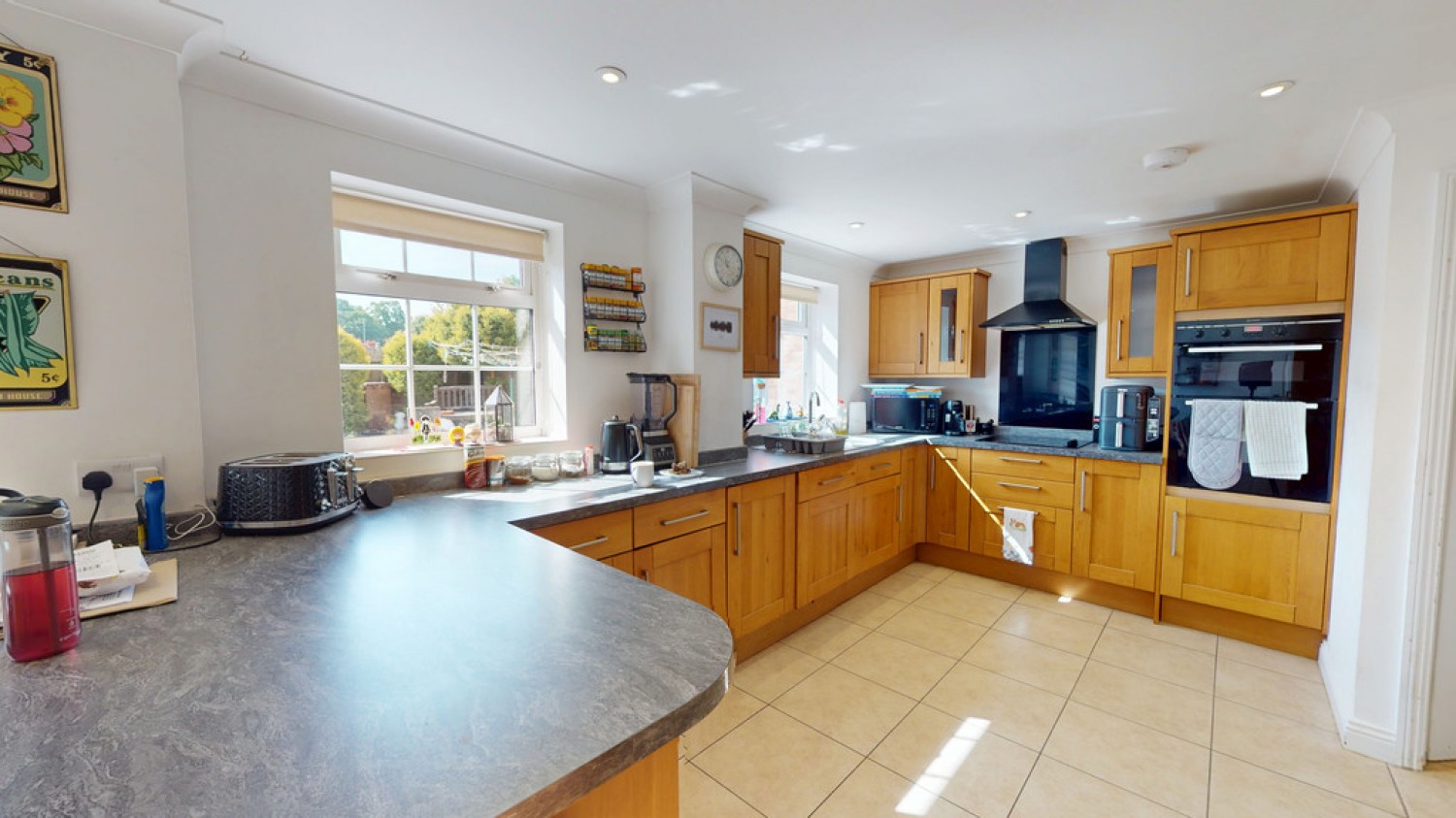 4 bedroom House for Letting Cheltenham, Glos