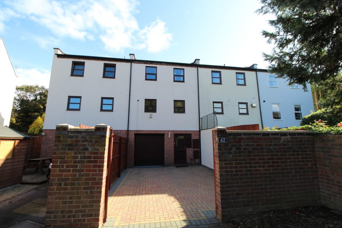 Cleevelands Drive, Pittville