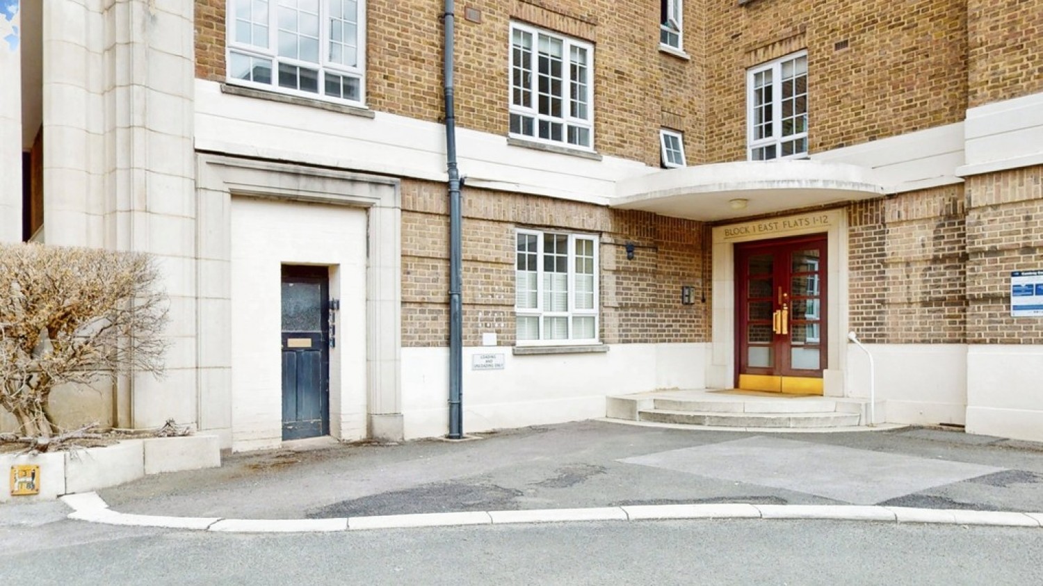 1 bedroom Flat for Sale Cambray Court