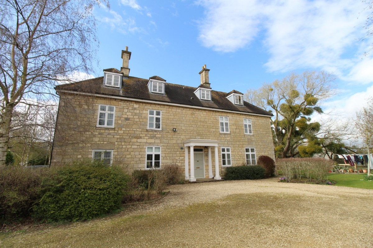 Leckhampton Farm Court, Cheltenham