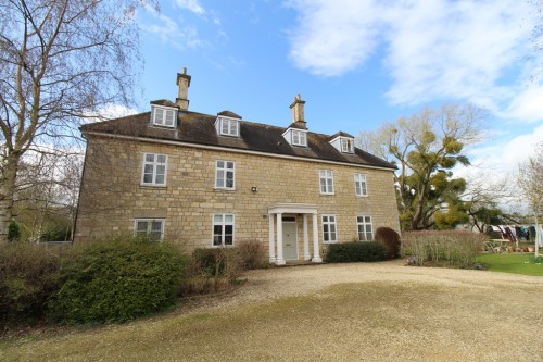 Leckhampton Farm Court, Cheltenham