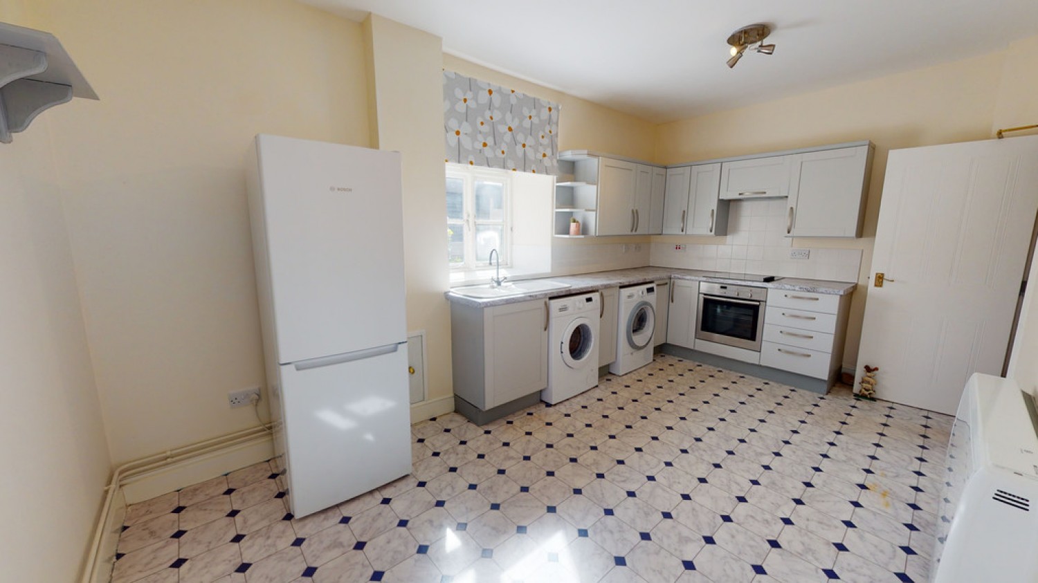 1 bedroom Flat for Letting Leckhampton Farm Court, Cheltenham