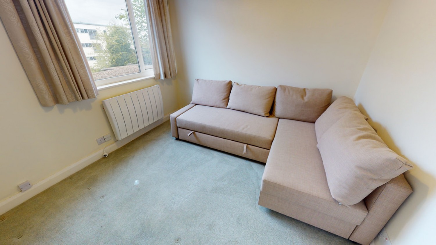 2 bedroom Flat for Letting Eldorado Crescent, Cheltenham