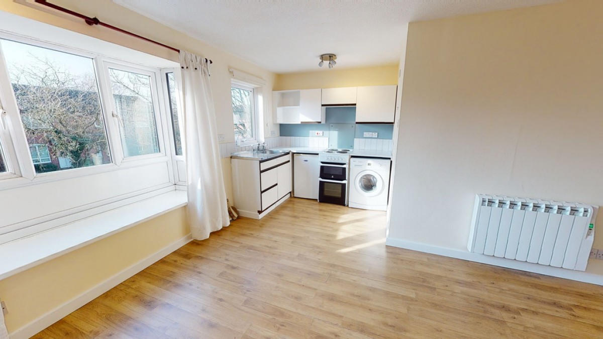 Tom Price Close, Cheltenham