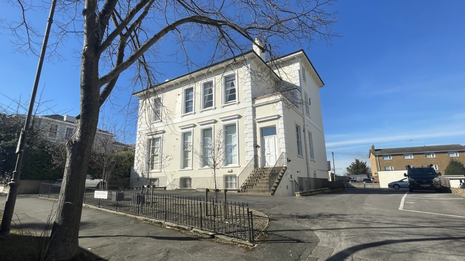 Parabola Road, Cheltenham