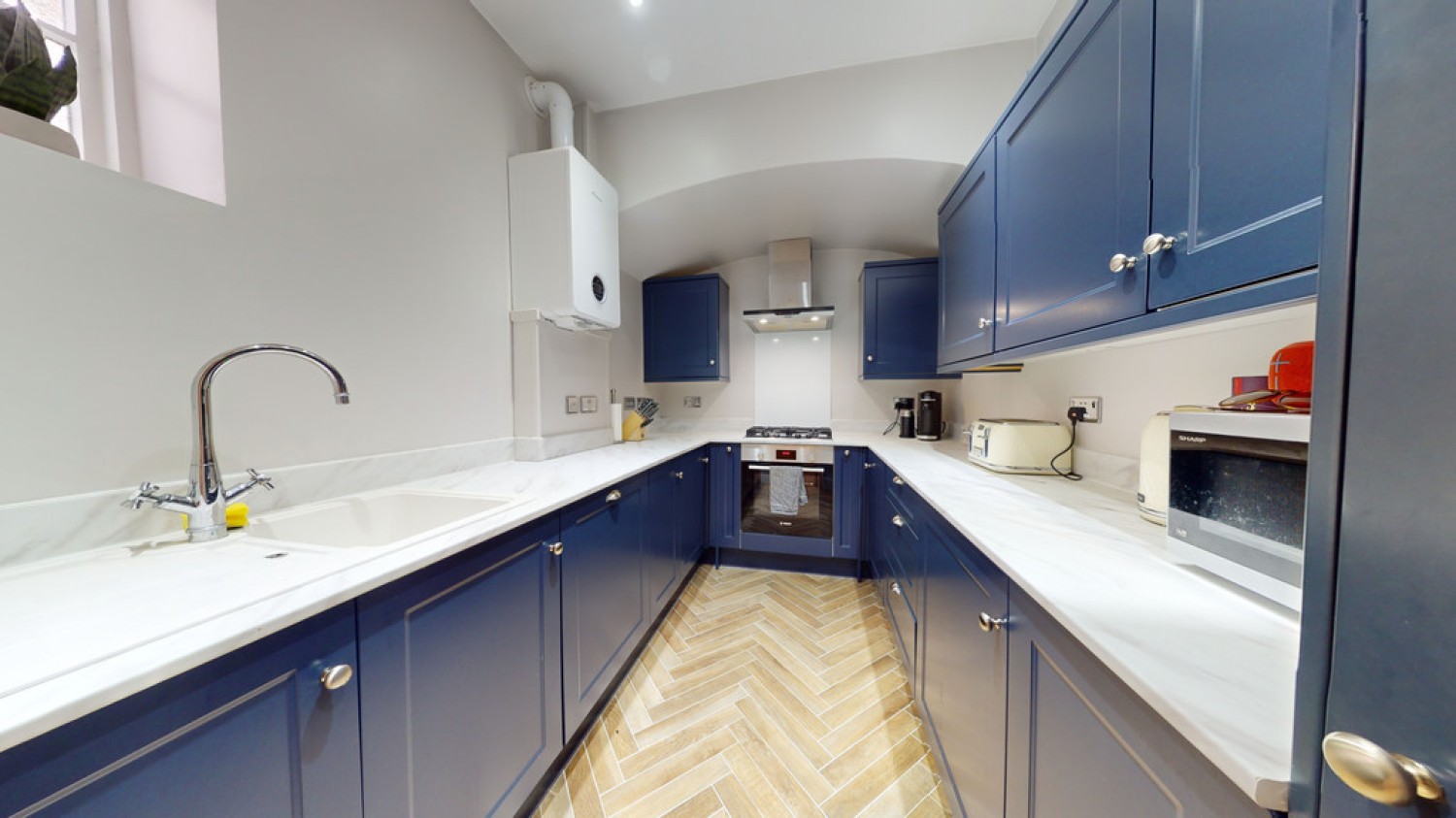 1 bedroom Flat in Suffolk Square, Cheltenham, Gloucestershire