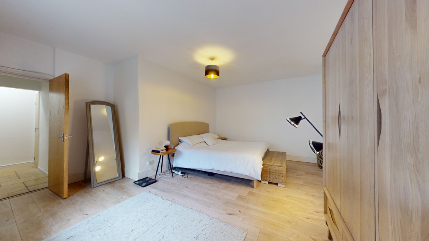 1 bedroom Flat in Suffolk Square, Cheltenham, Gloucestershire