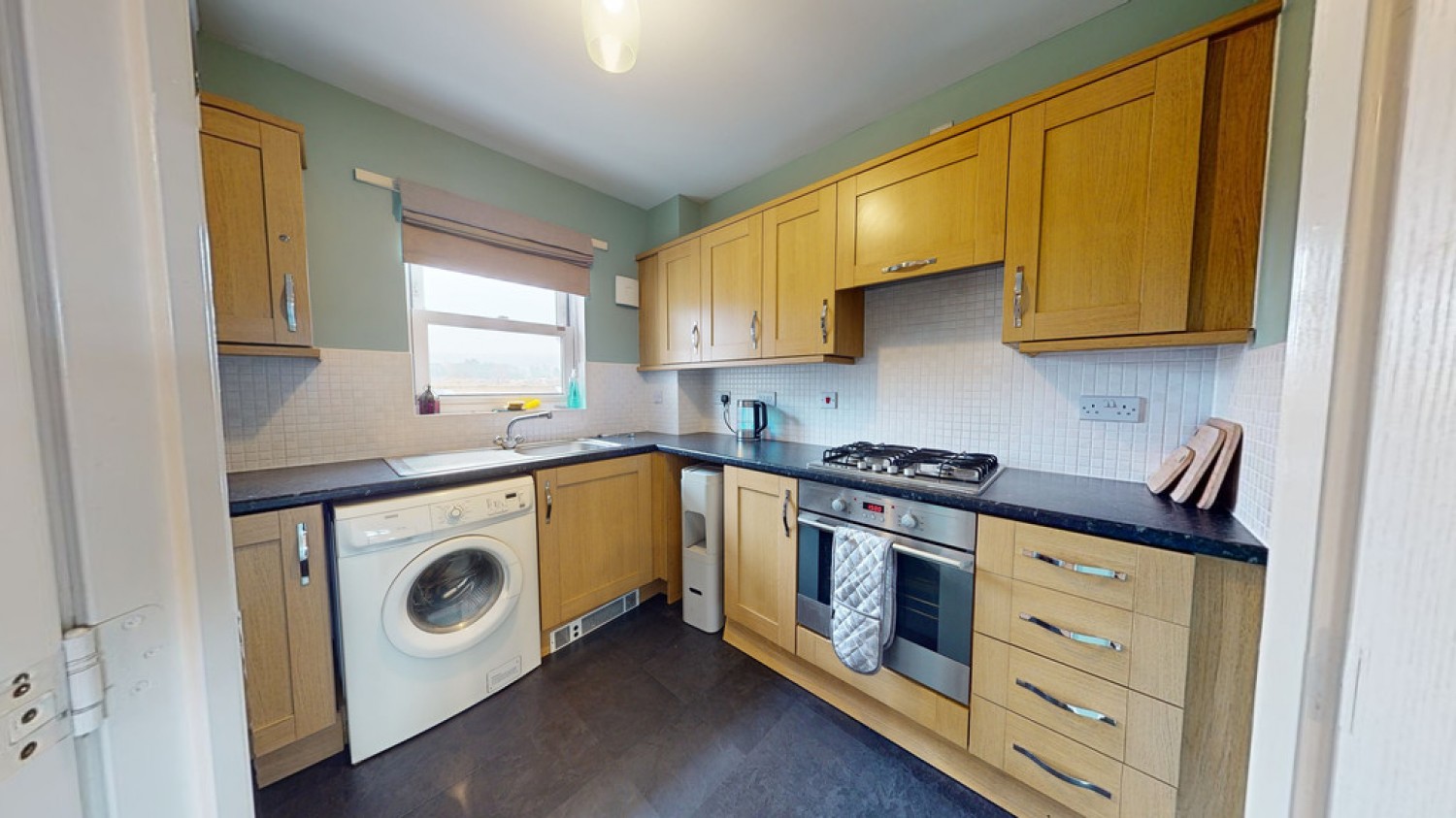 2 bedroom Flat for Letting Kempley Close, Cheltenham, Glos