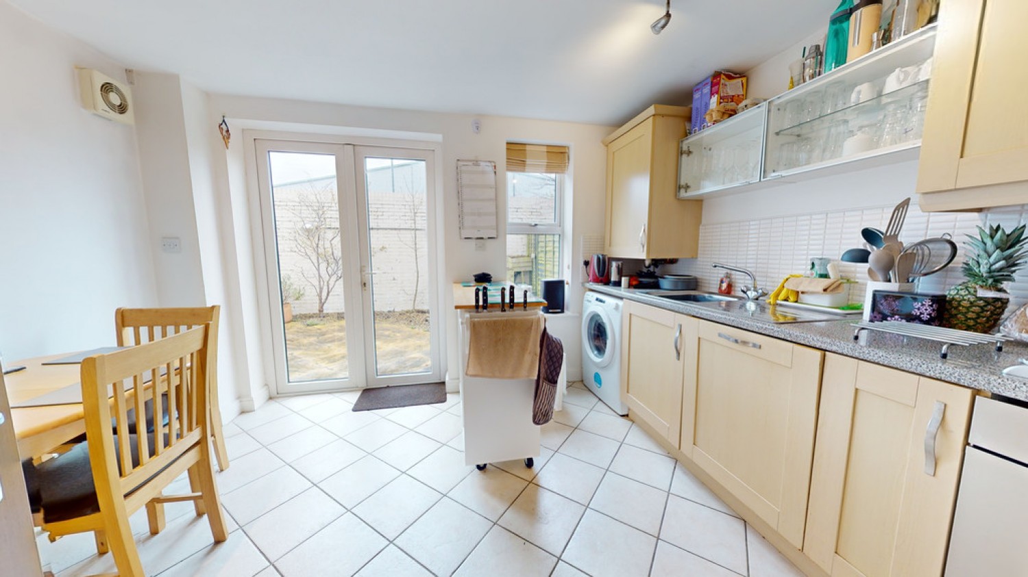 3 bedroom House for Sale Rosebay Gardens, Cheltenham