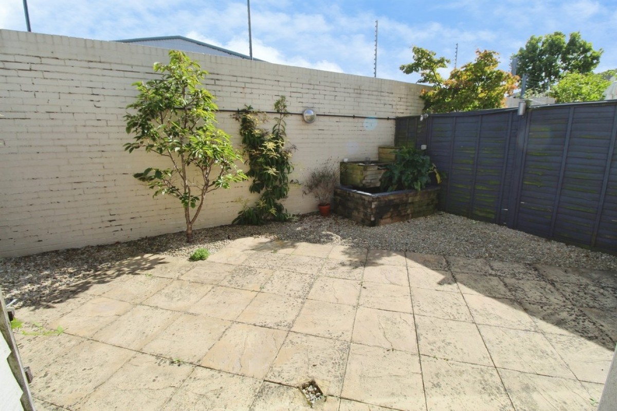 Rosebay Gardens, Cheltenham