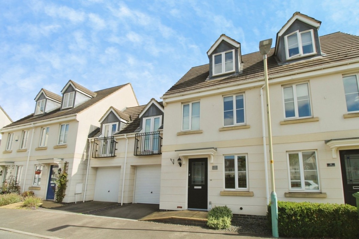 Rosebay Gardens, Cheltenham