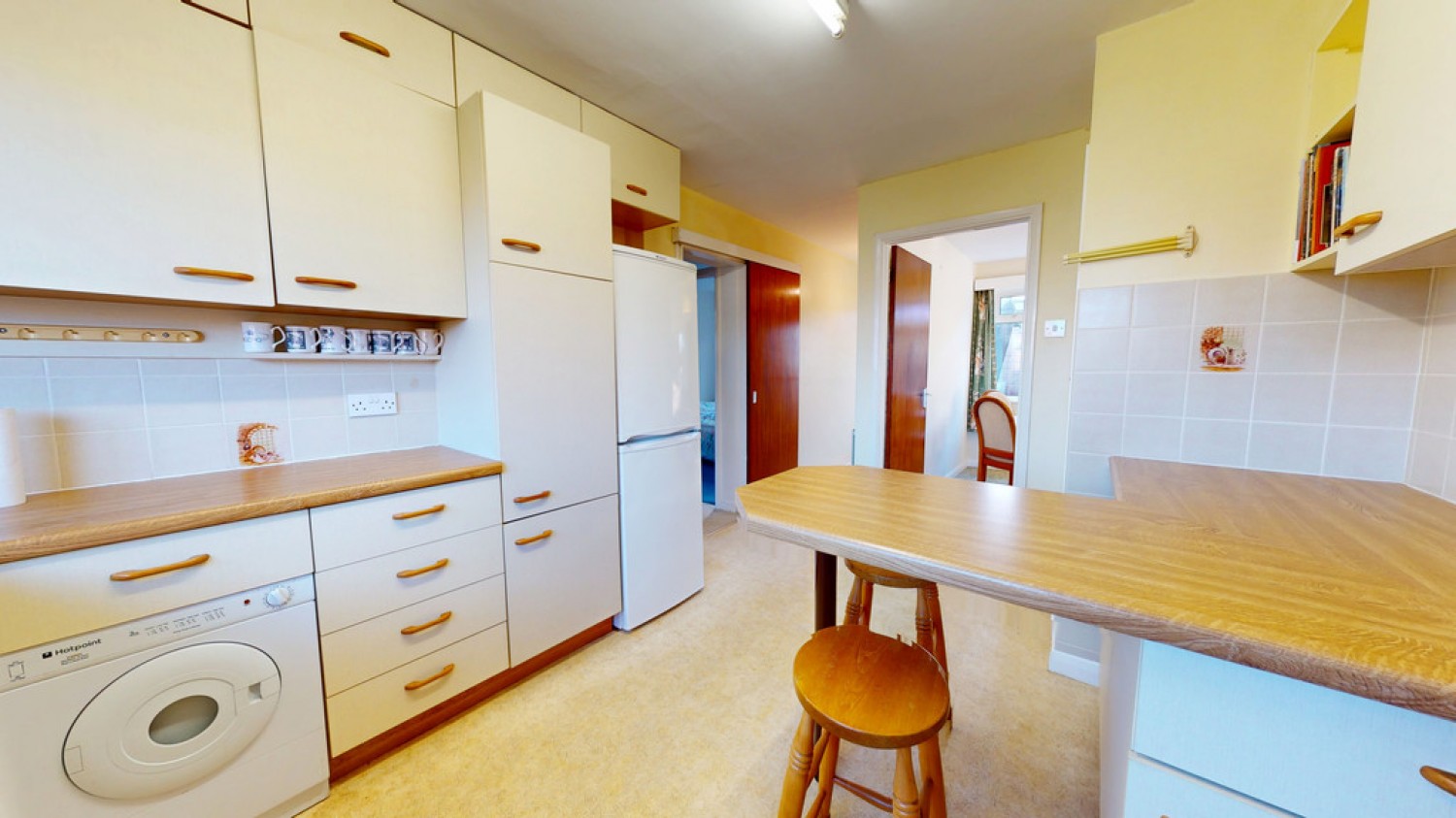 5 bedroom Bungalow for Sale Leckhampton, Cheltenham, GLoucestershire