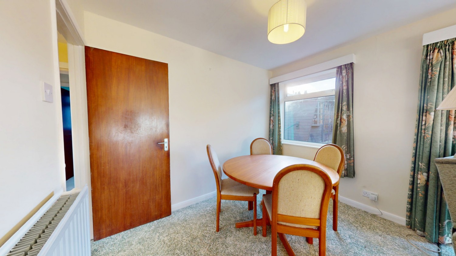 5 bedroom Bungalow for Sale Leckhampton, Cheltenham, GLoucestershire