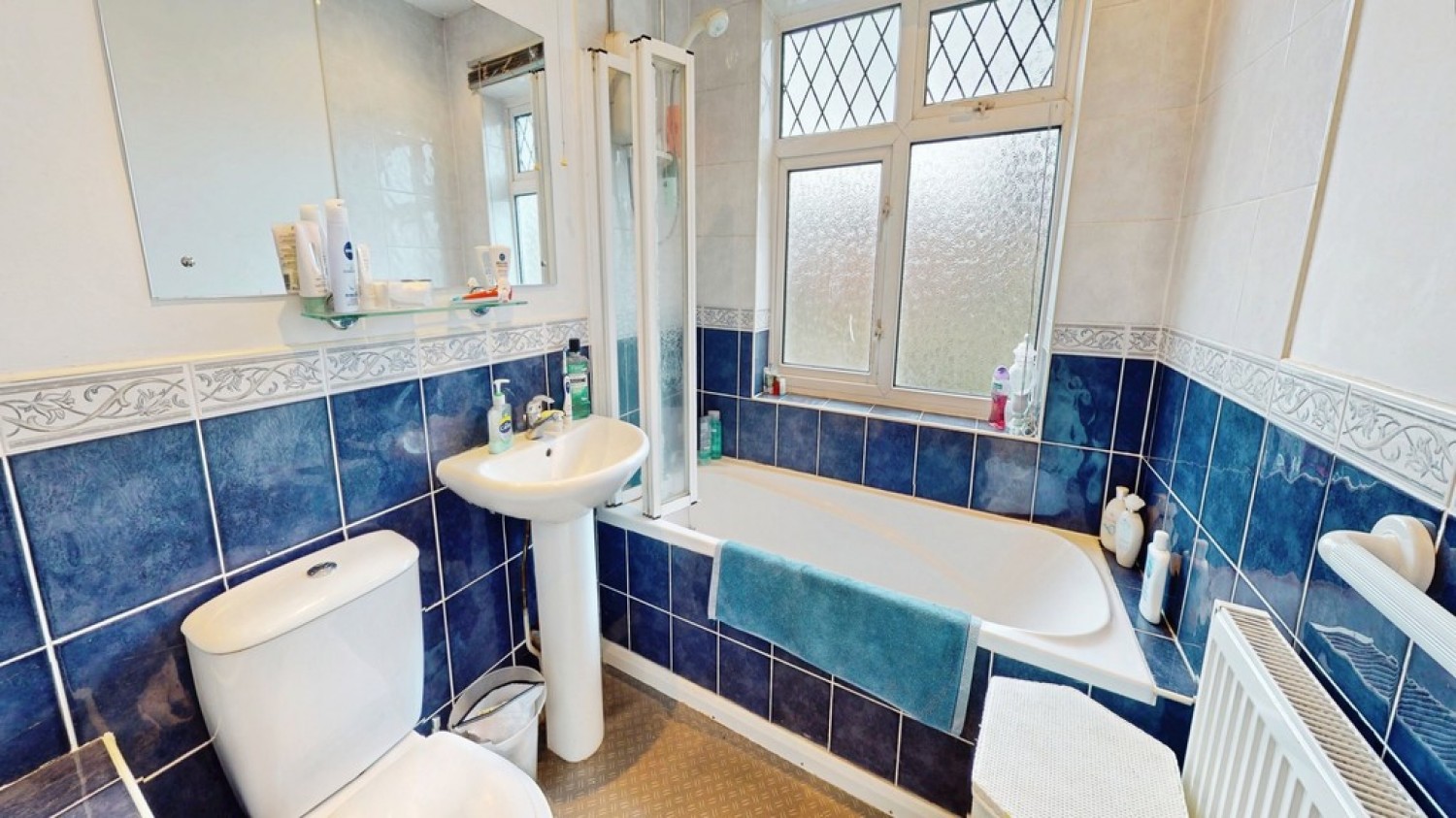 4 bedroom House for Sale Hewlett Road, Cheltenham, Gloucestershire