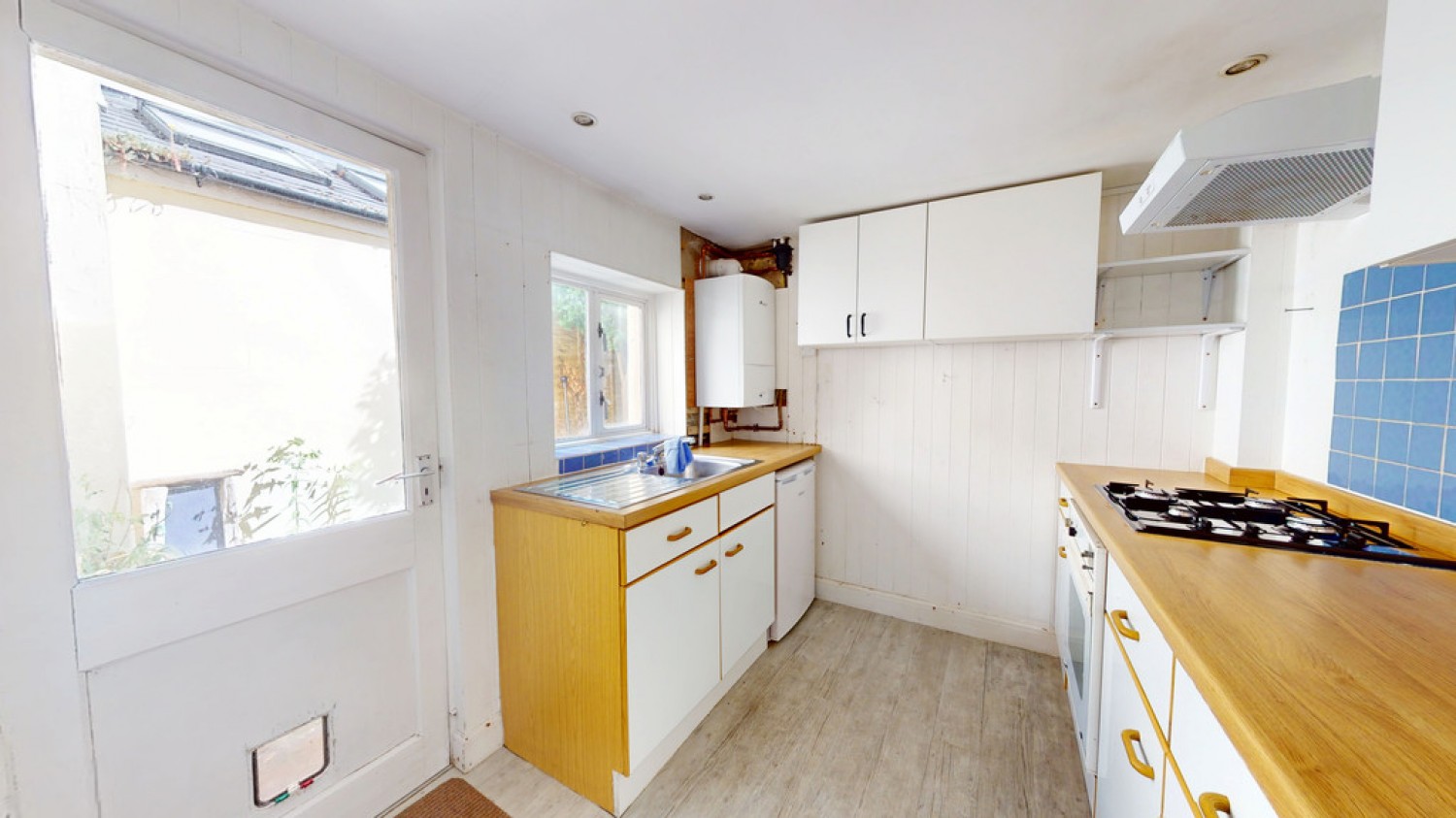 2 bedroom House for Sale Brighton Road, Cheltenham, Gloucestershire