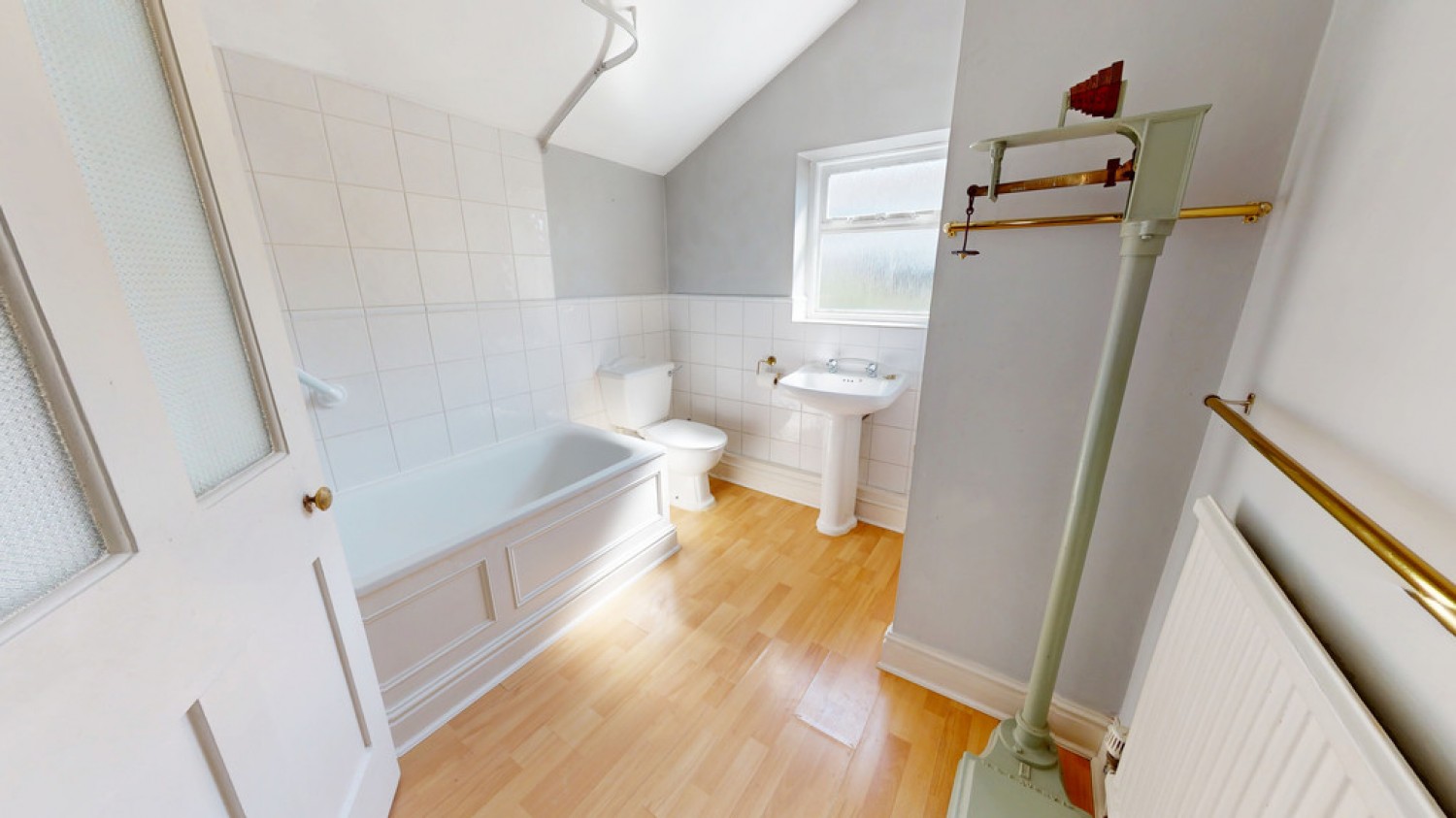 2 bedroom House for Sale Brighton Road, Cheltenham, Gloucestershire