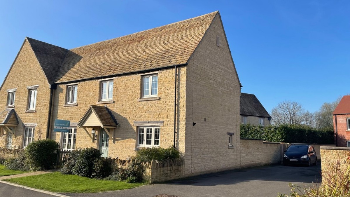 Field View Lane, Witcombe, Gloucestershire