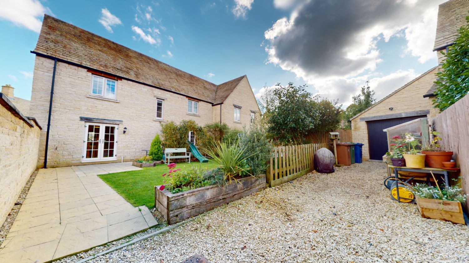 Field View Lane, Witcombe, Gloucestershire