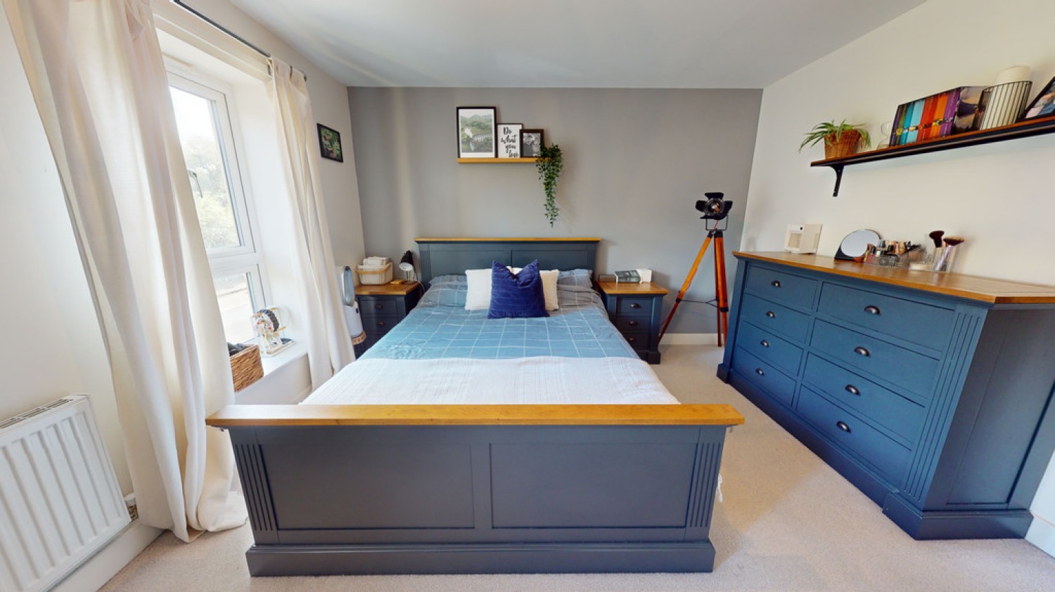 2 bedroom House for Sale Jodami Crescent, Cheltenham, Gloucestershire