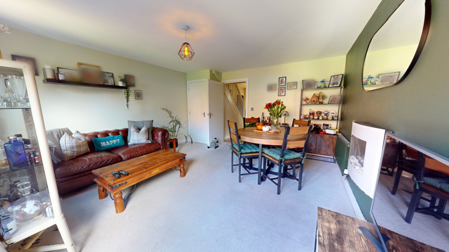 2 bedroom House for Sale Jodami Crescent, Cheltenham, Gloucestershire