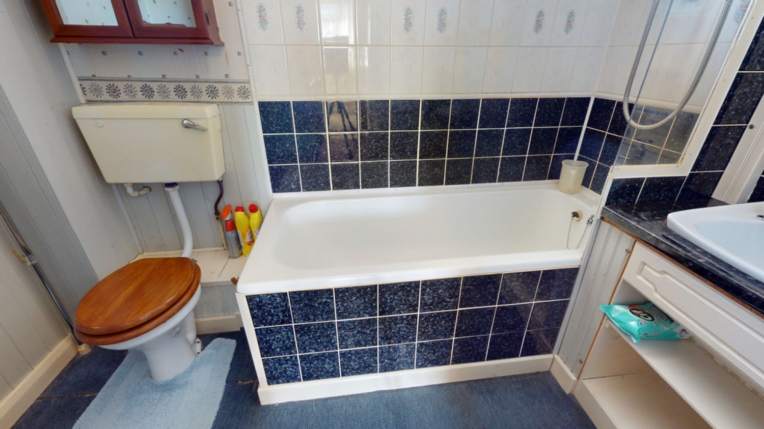 3 bedroom House for Sale Thirlmere Road, Cheltenham, Gloucestershire