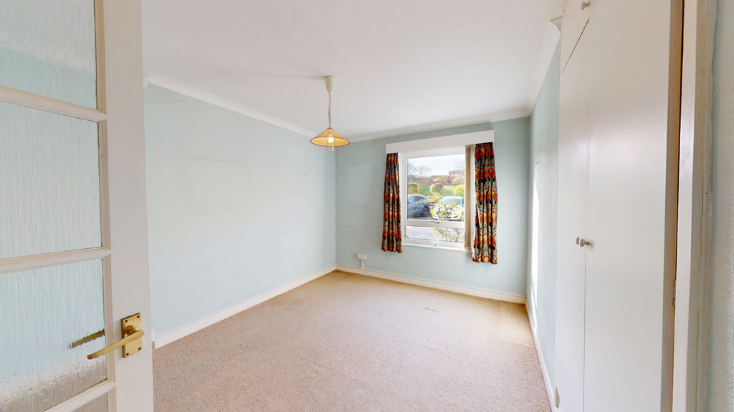 2 bedroom Flat in Overton Park Road, Cheltenham, Gloucestershire