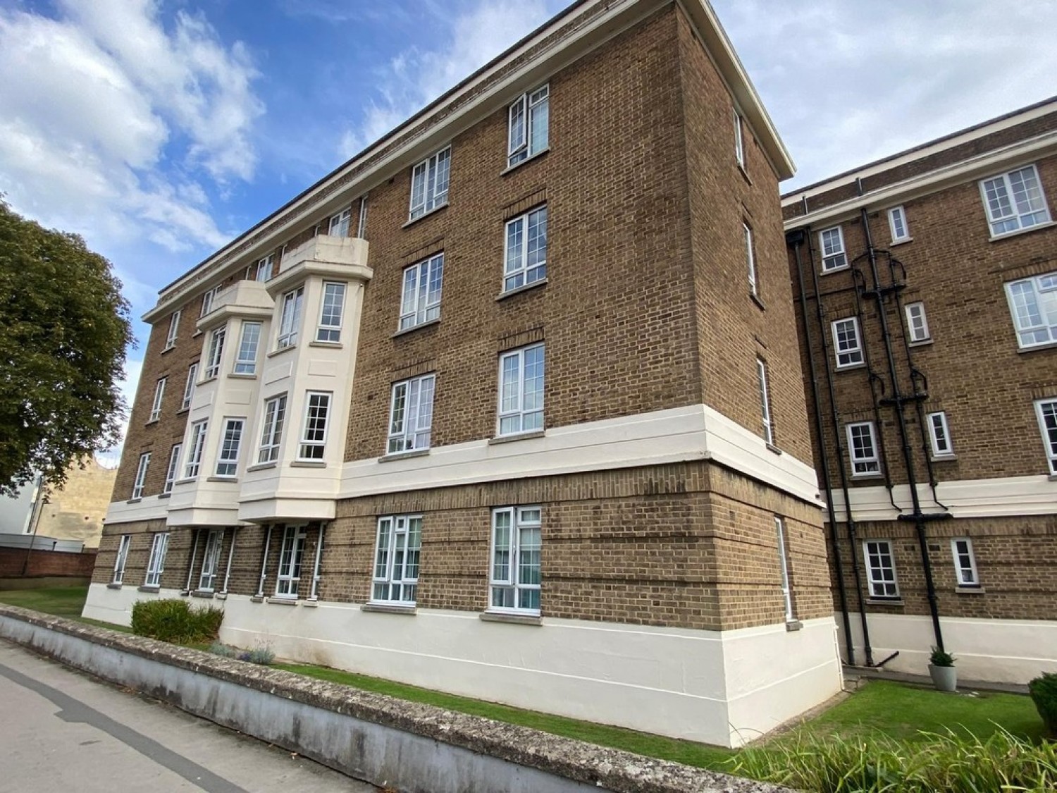Cambray Court