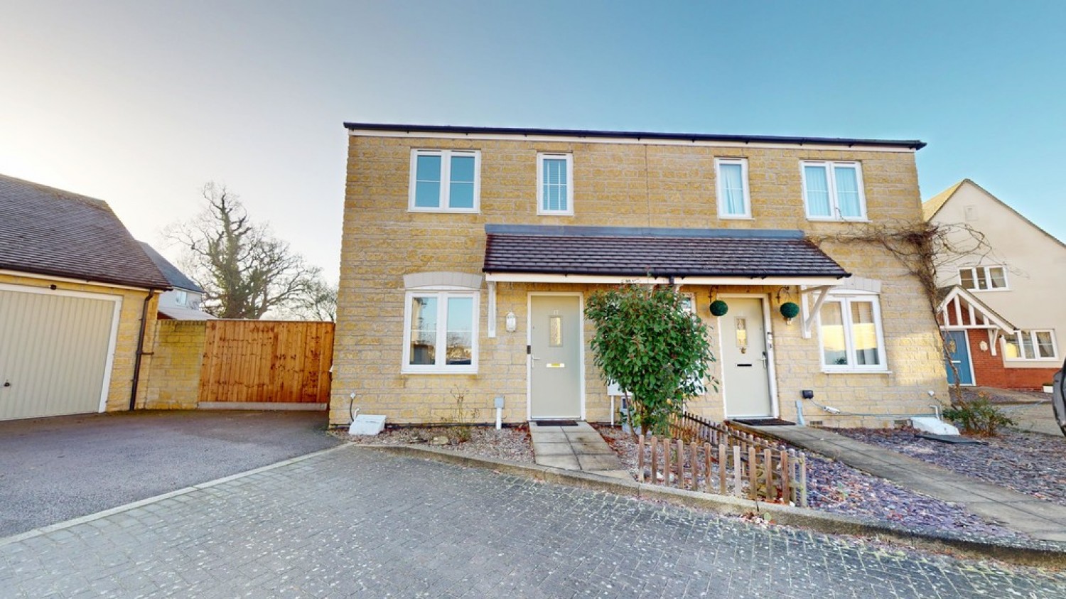 3 bedroom House in Tiger Moth Close