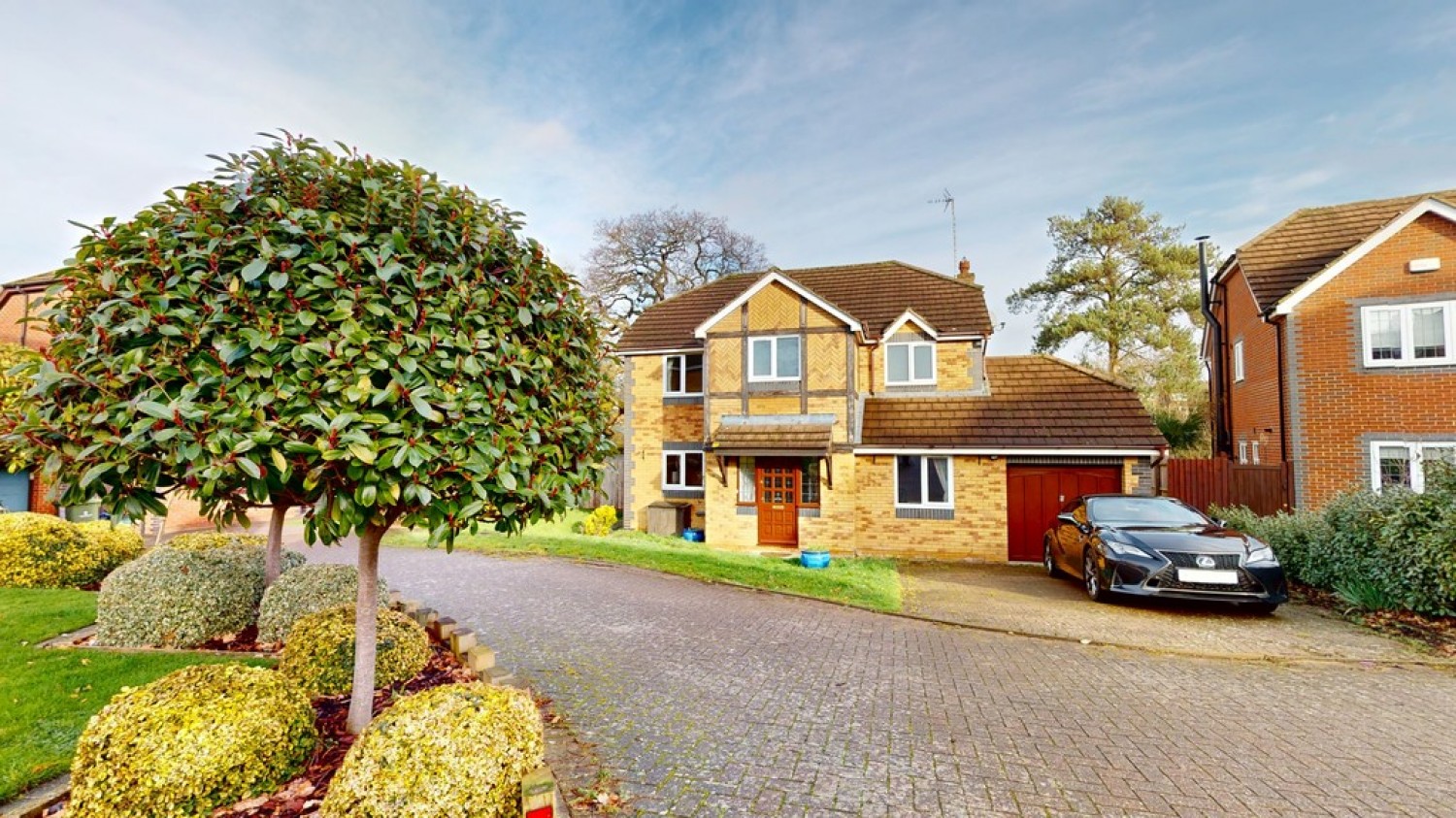 4 bedroom House for Sale Redgrove Park