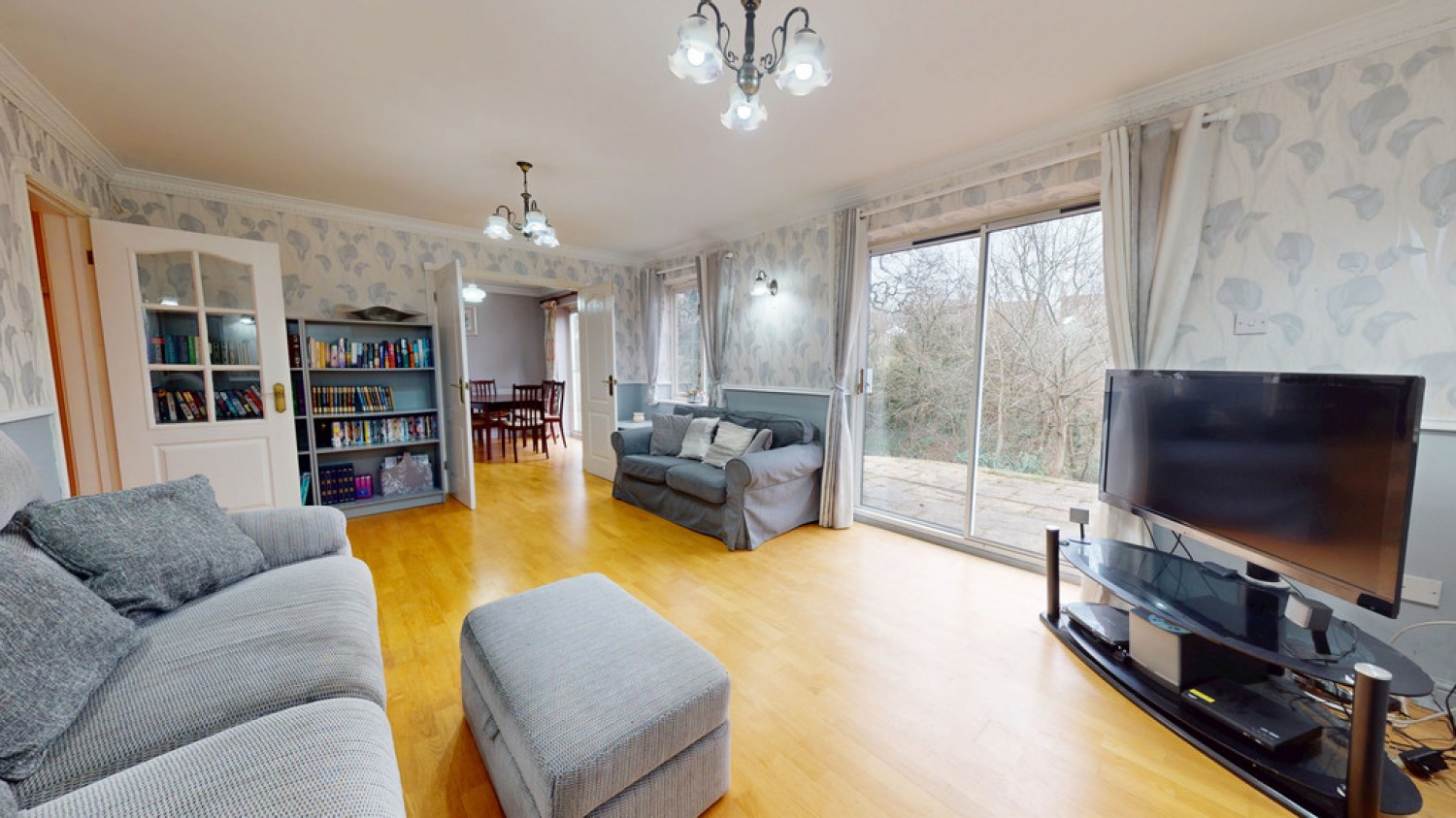 4 bedroom House for Sale Redgrove Park