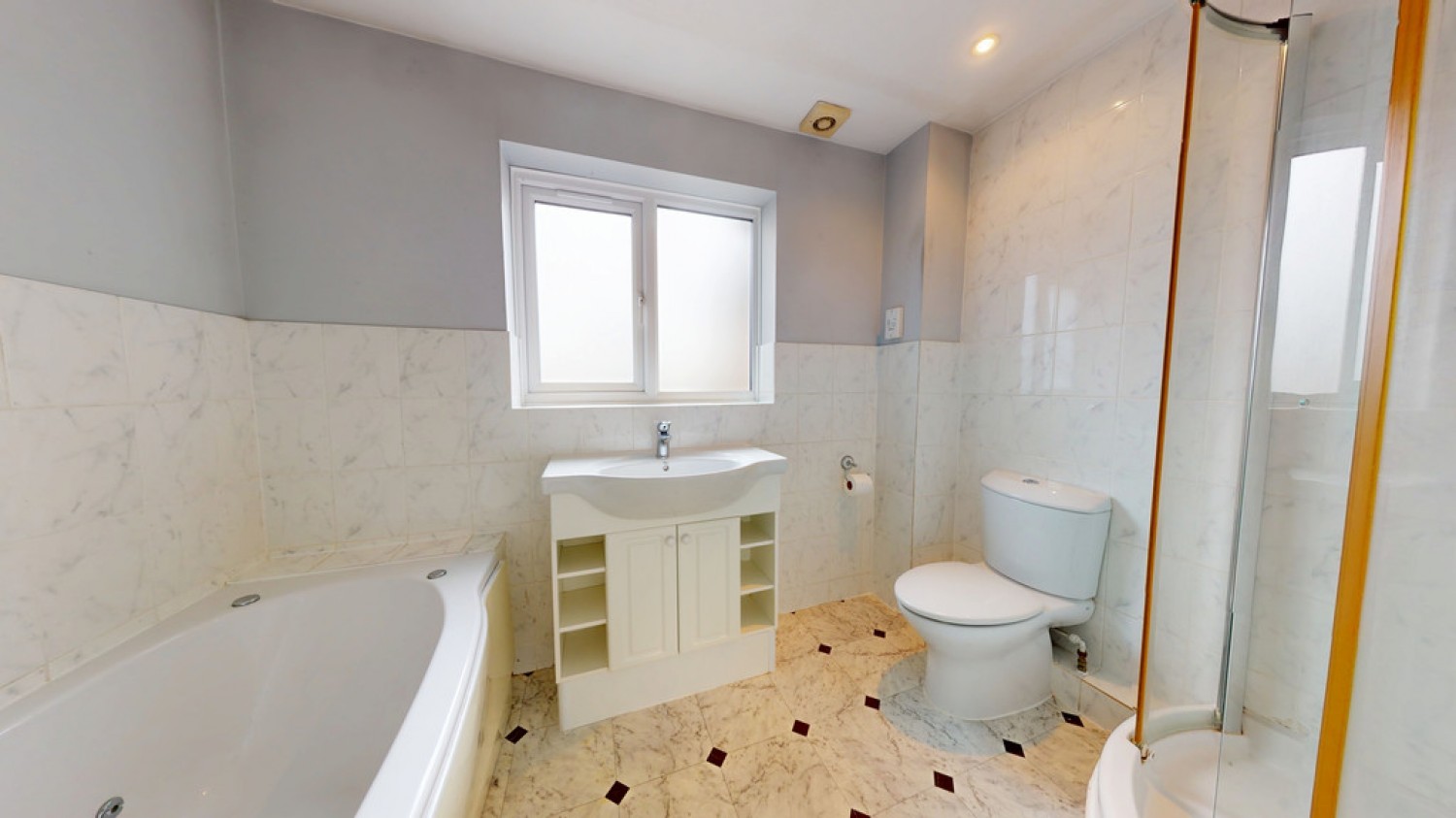 4 bedroom House for Sale Redgrove Park