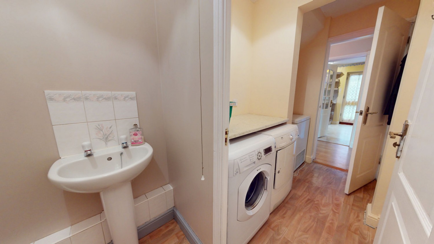 4 bedroom House for Sale Redgrove Park