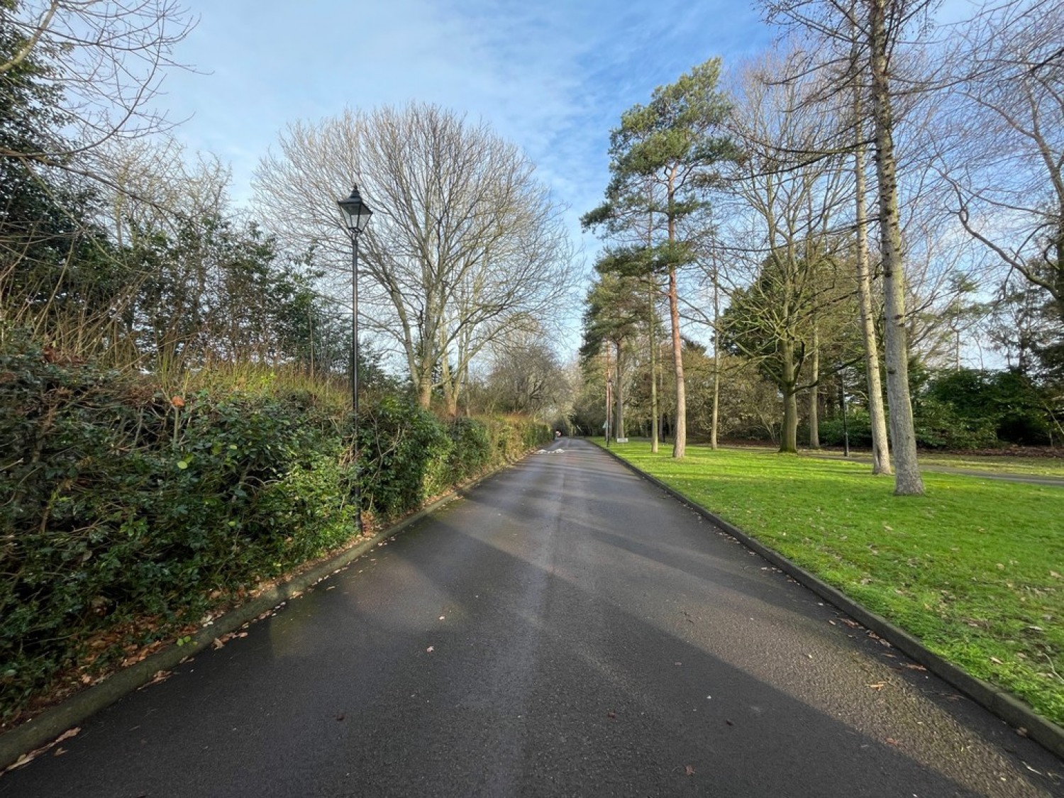 4 bedroom House for Sale Redgrove Park