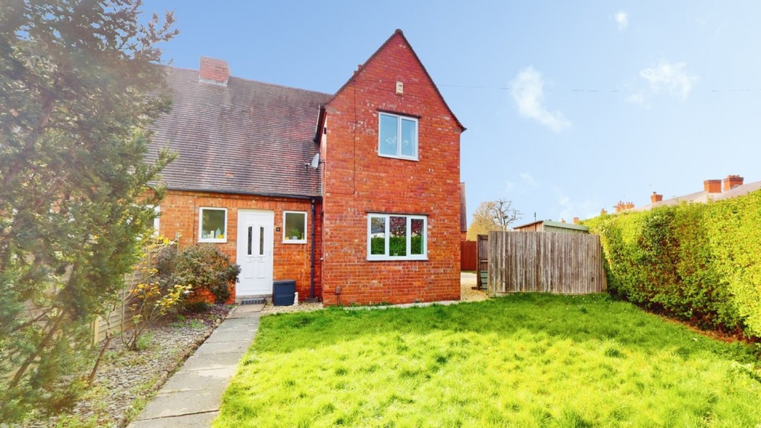 2 bedroom House for Sale St Marks, Cheltenham, Gloucestershire