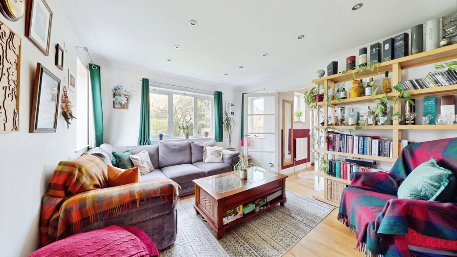 2 bedroom House for Sale St Marks, Cheltenham, Gloucestershire