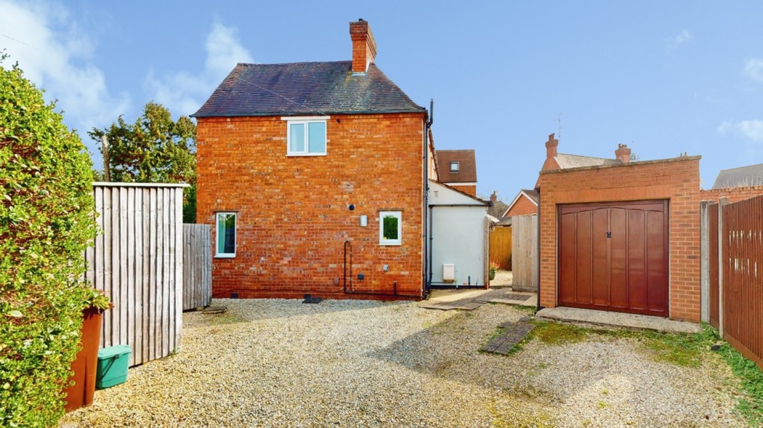 2 bedroom House for Sale St Marks, Cheltenham, Gloucestershire