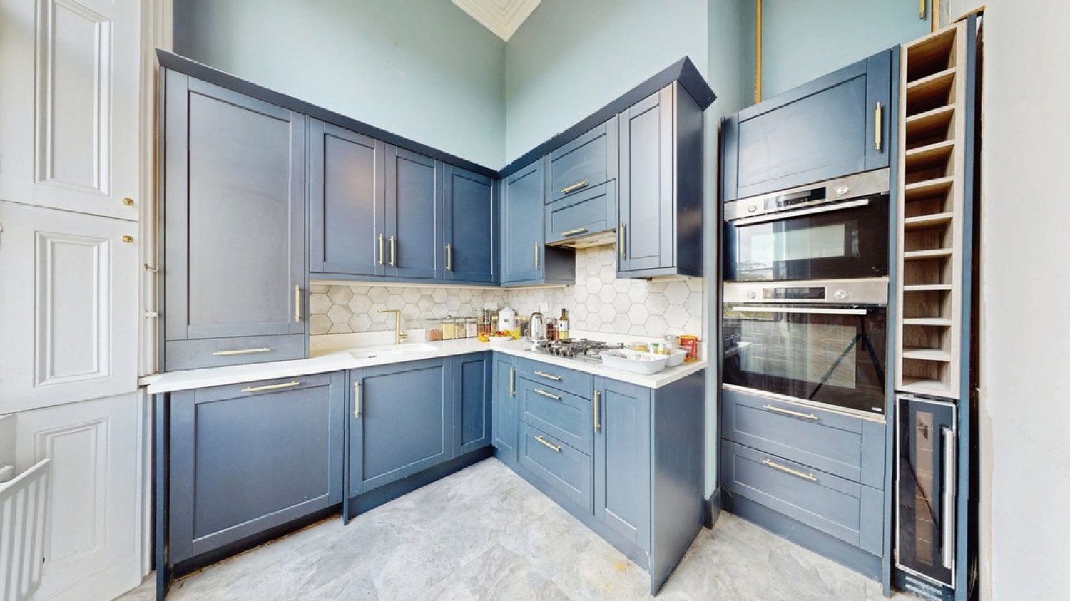 1 bedroom Flat for Sale Suffolk Square, Cheltenham, Gloucestershire