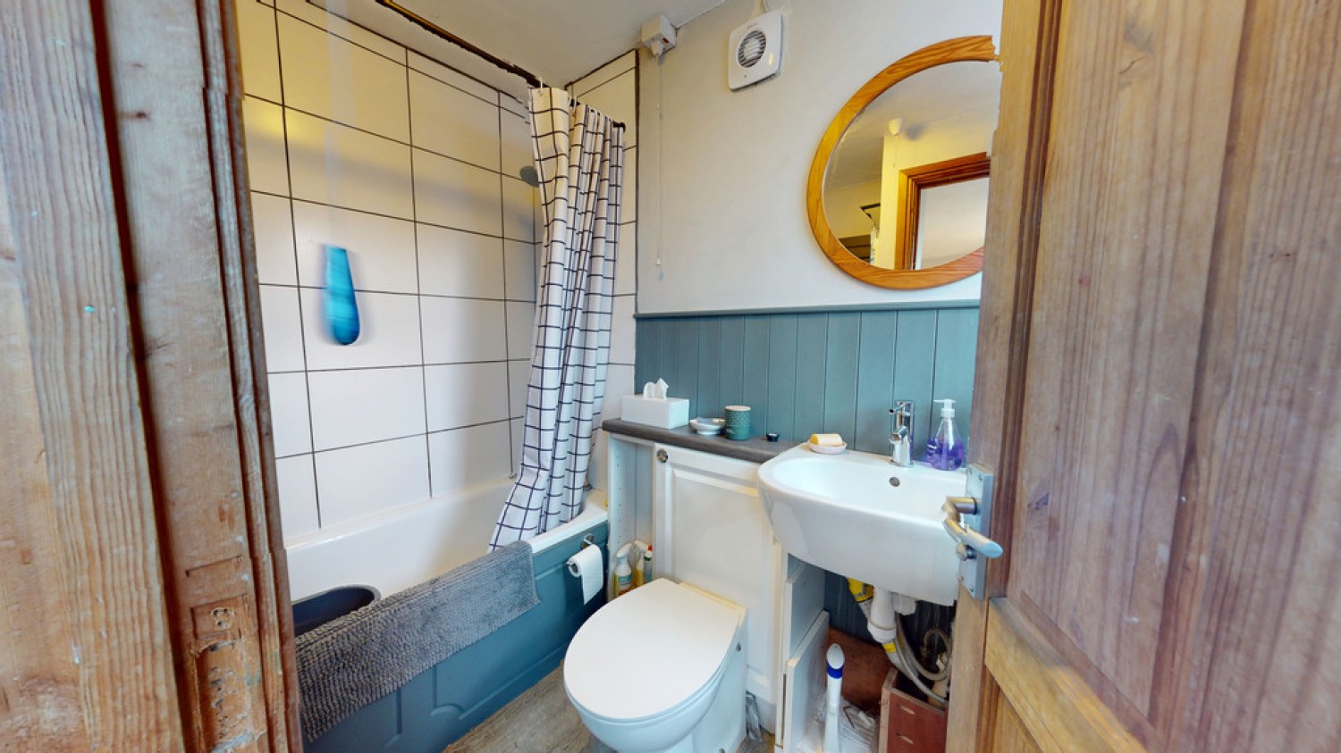 2 bedroom House in Brunswick Street, Cheltenham, Gloucestershire