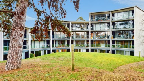 Apartment 3, The Crescent