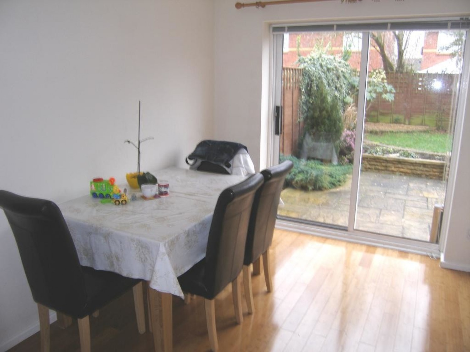 3 bedroom House for Sale Up Hatherley, Cheltenham, Gloucestershire