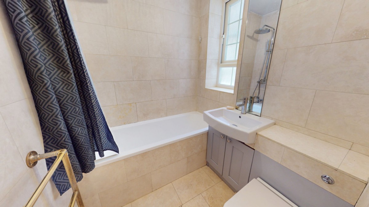 Cambray Court, Cheltenham