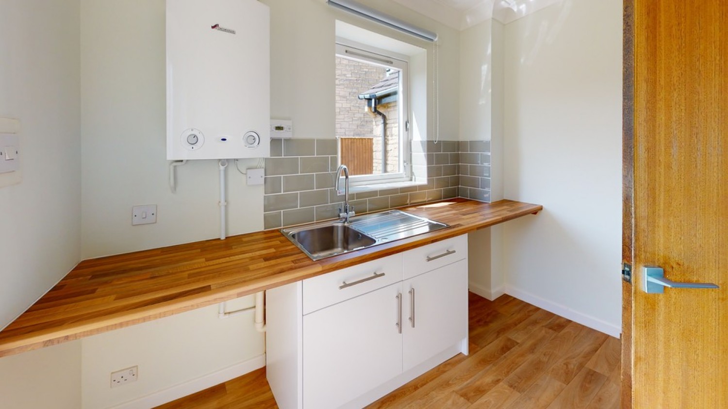 4 bedroom House in Cotswold View, Woodmancote, Cheltenham