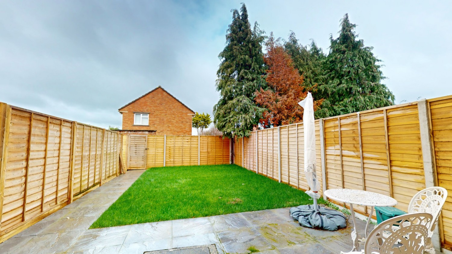 3 bedroom House in Caernarvon Road, Cheltenham, Gloucestershire