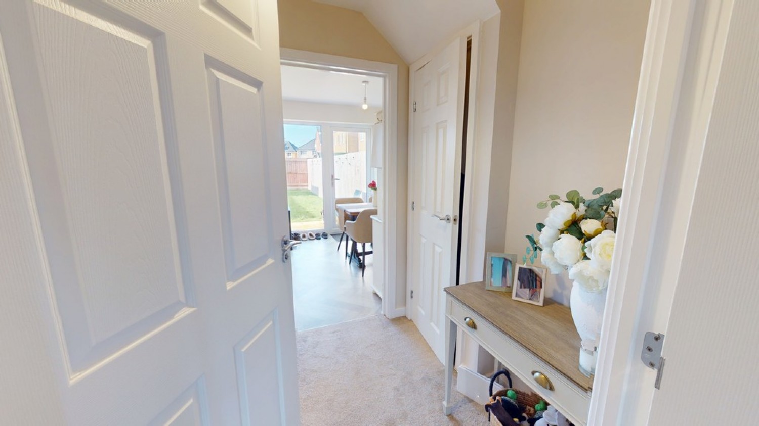 3 bedroom House in Village Road, Cheltenham, Gloucestershire