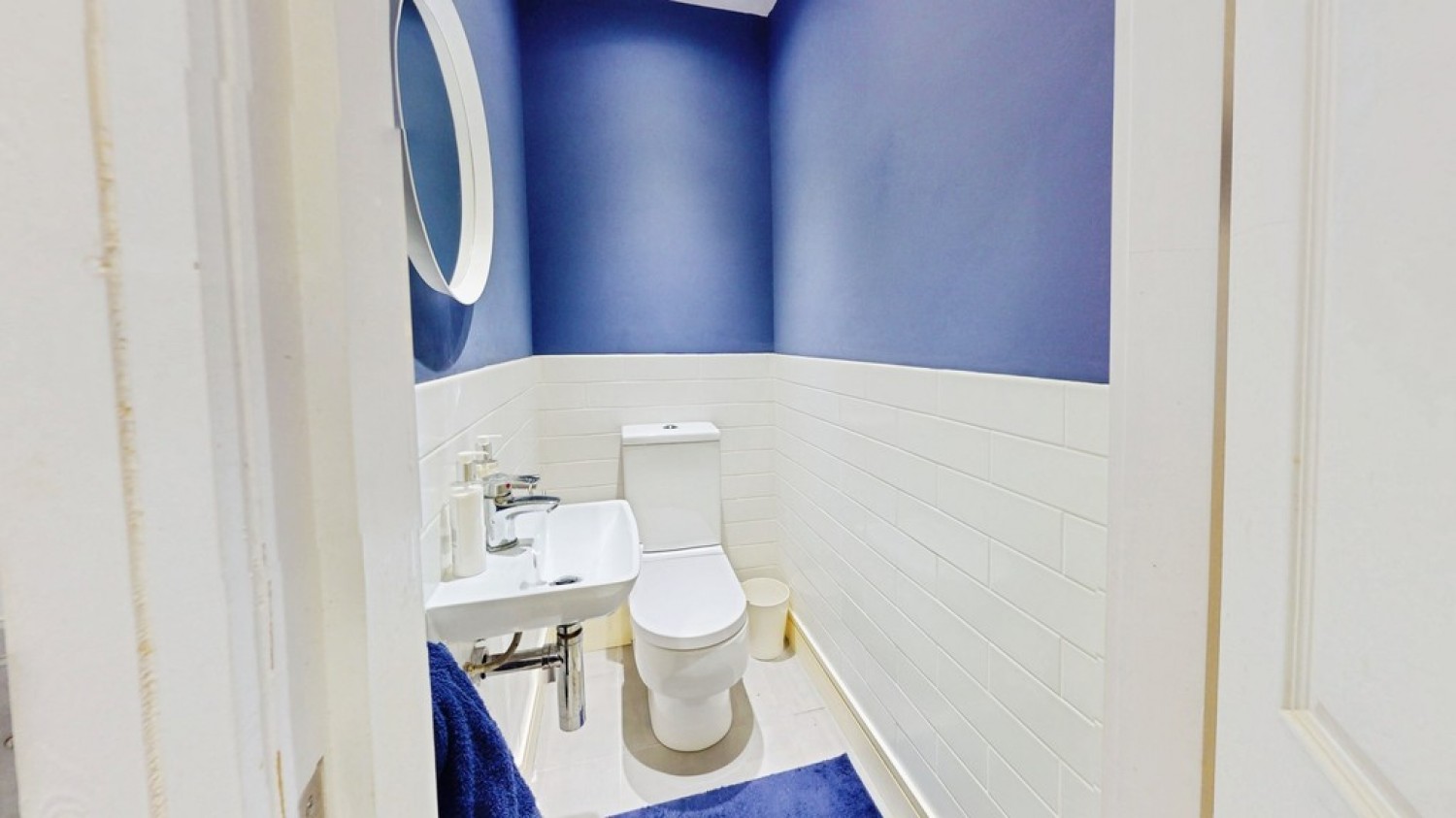 2 bedroom House for Sale Victoria Place, Cheltenham, Gloucestershire