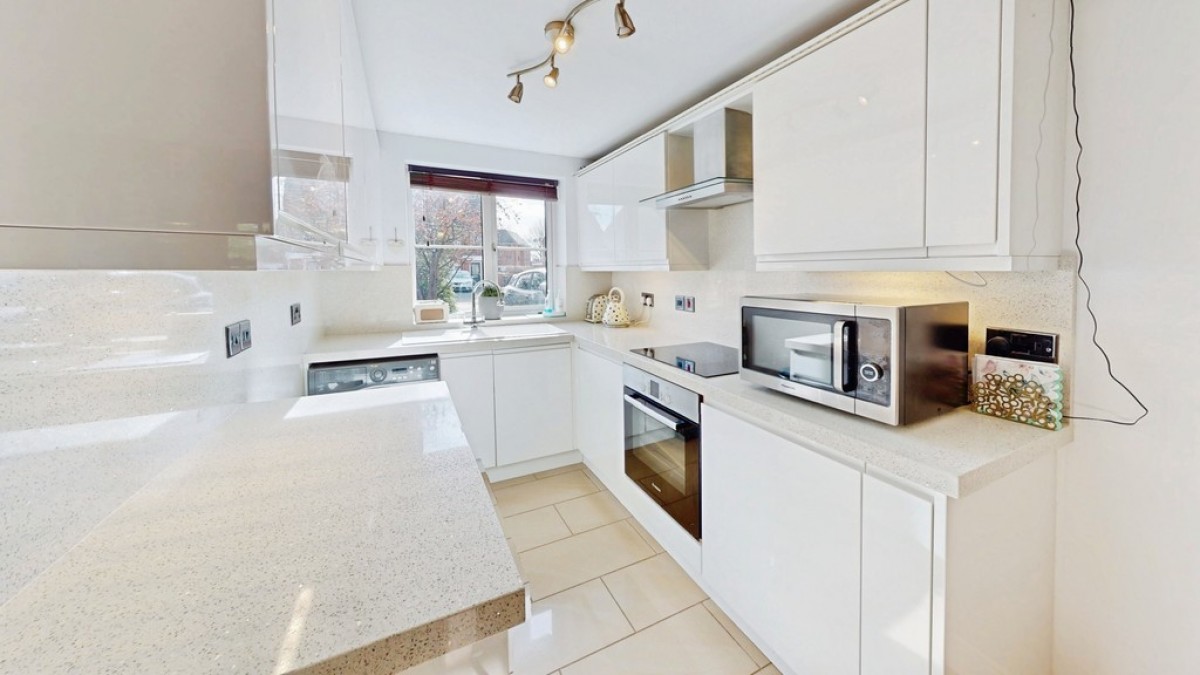 Siskin Drive, Cheltenham, Glos