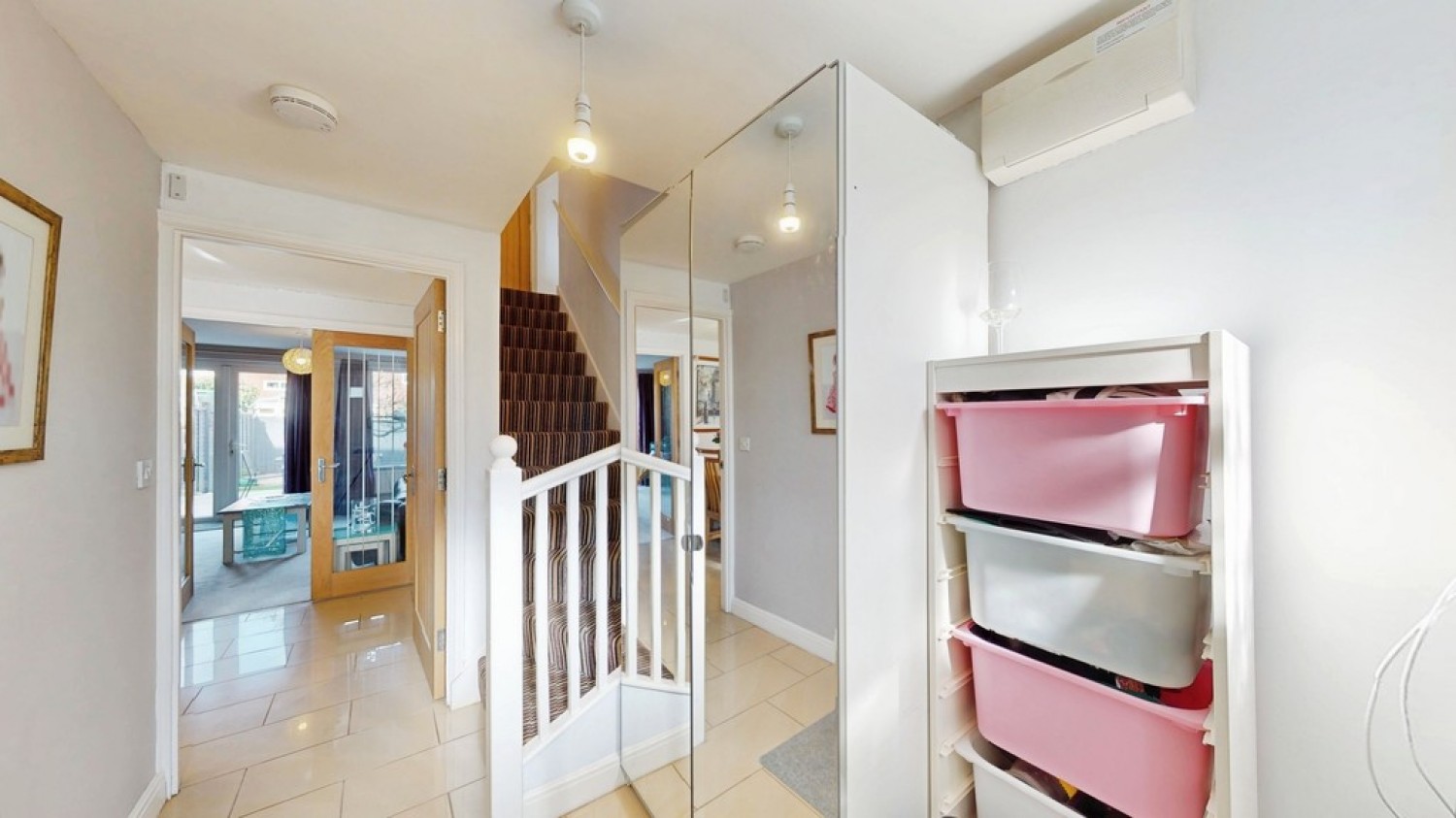 4 bedroom House for Sale Siskin Drive, Cheltenham, Glos