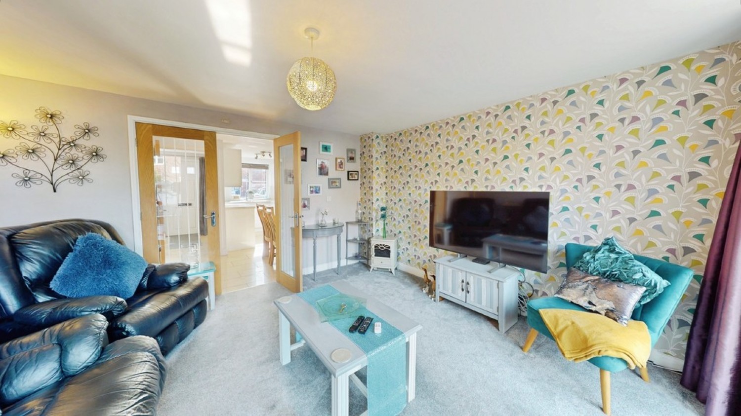 4 bedroom House for Sale Siskin Drive, Cheltenham, Glos