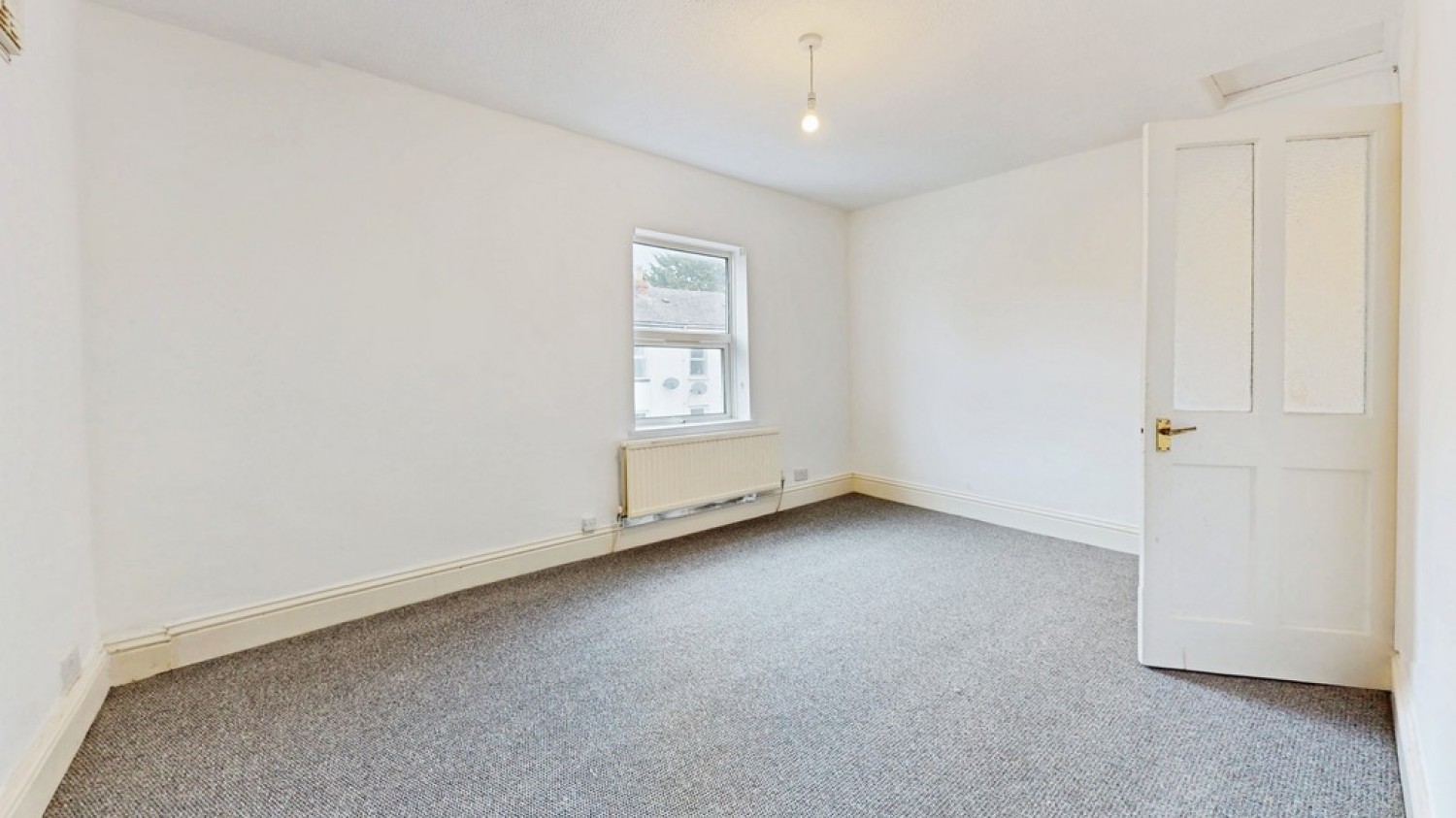 2 bedroom House for Sale Charles Street, Cheltenham, Gloucestershire