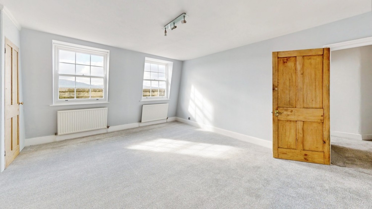 2 bedroom Flat for Sale Lansdown Place, Cheltenham, Gloucestershire